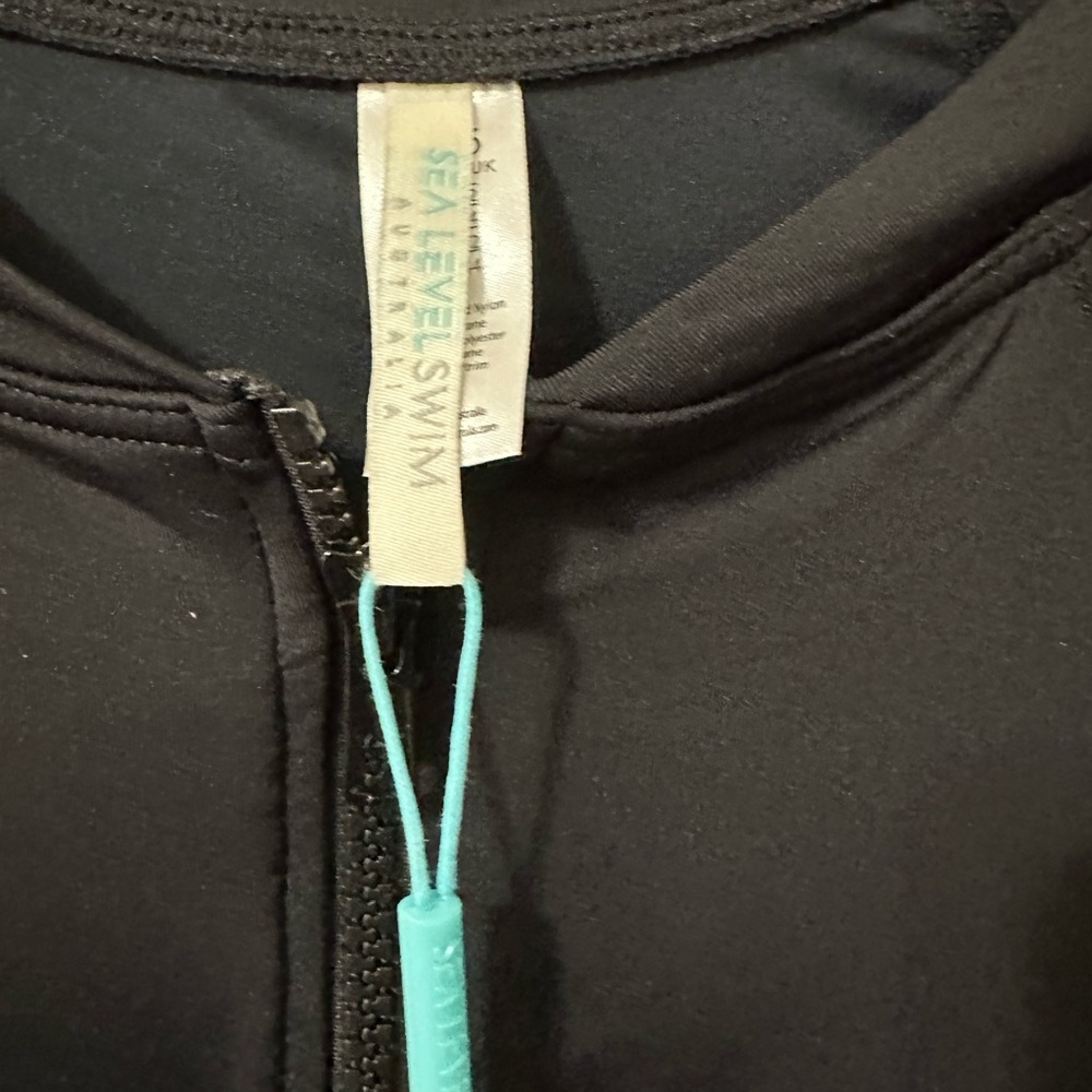 NWT Sea Level Zippered Long Sleeve One-Piece Swimsuit - Picture 11 of 14
